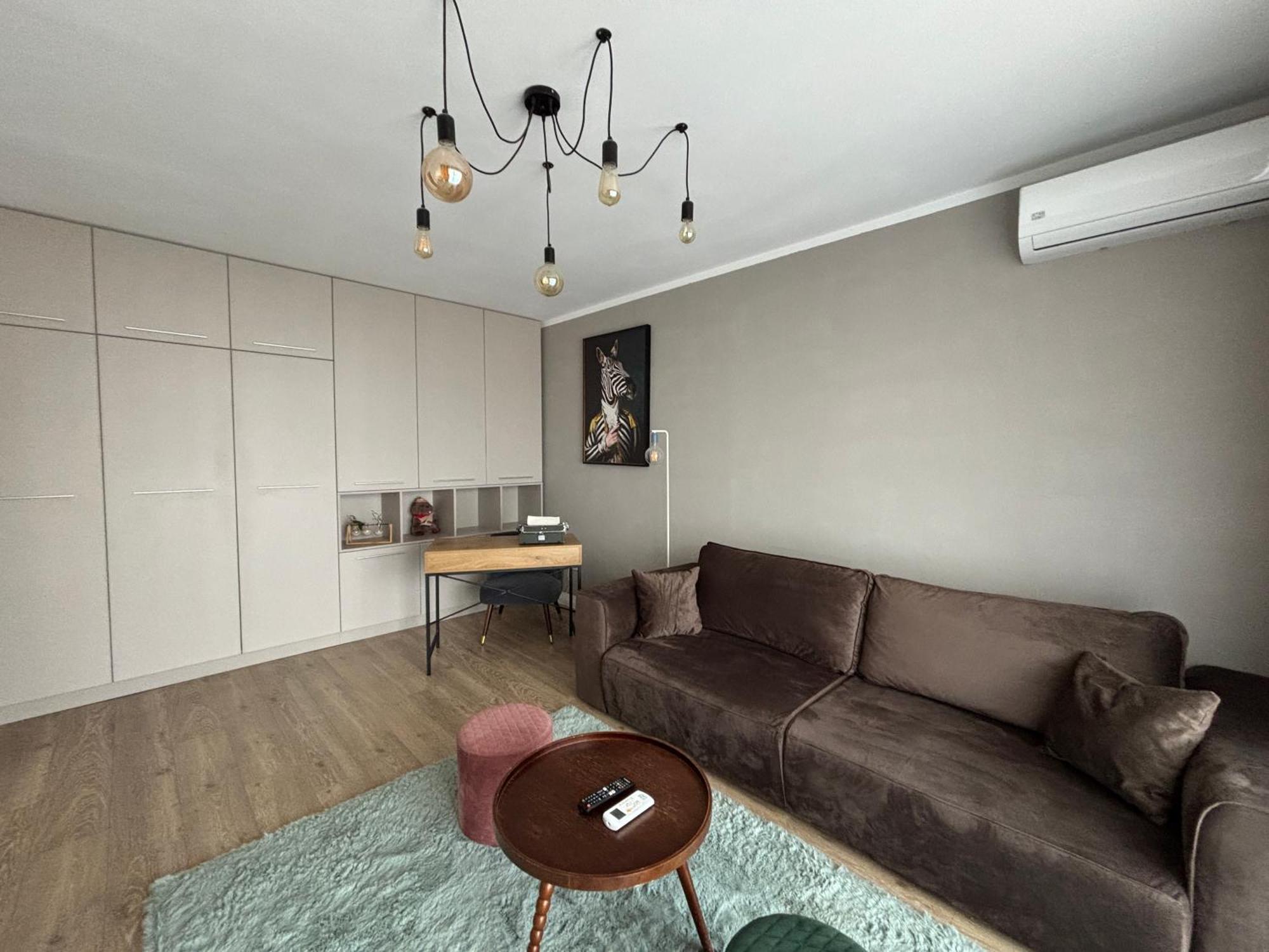 Apartament 4friendscoresibrasov H
